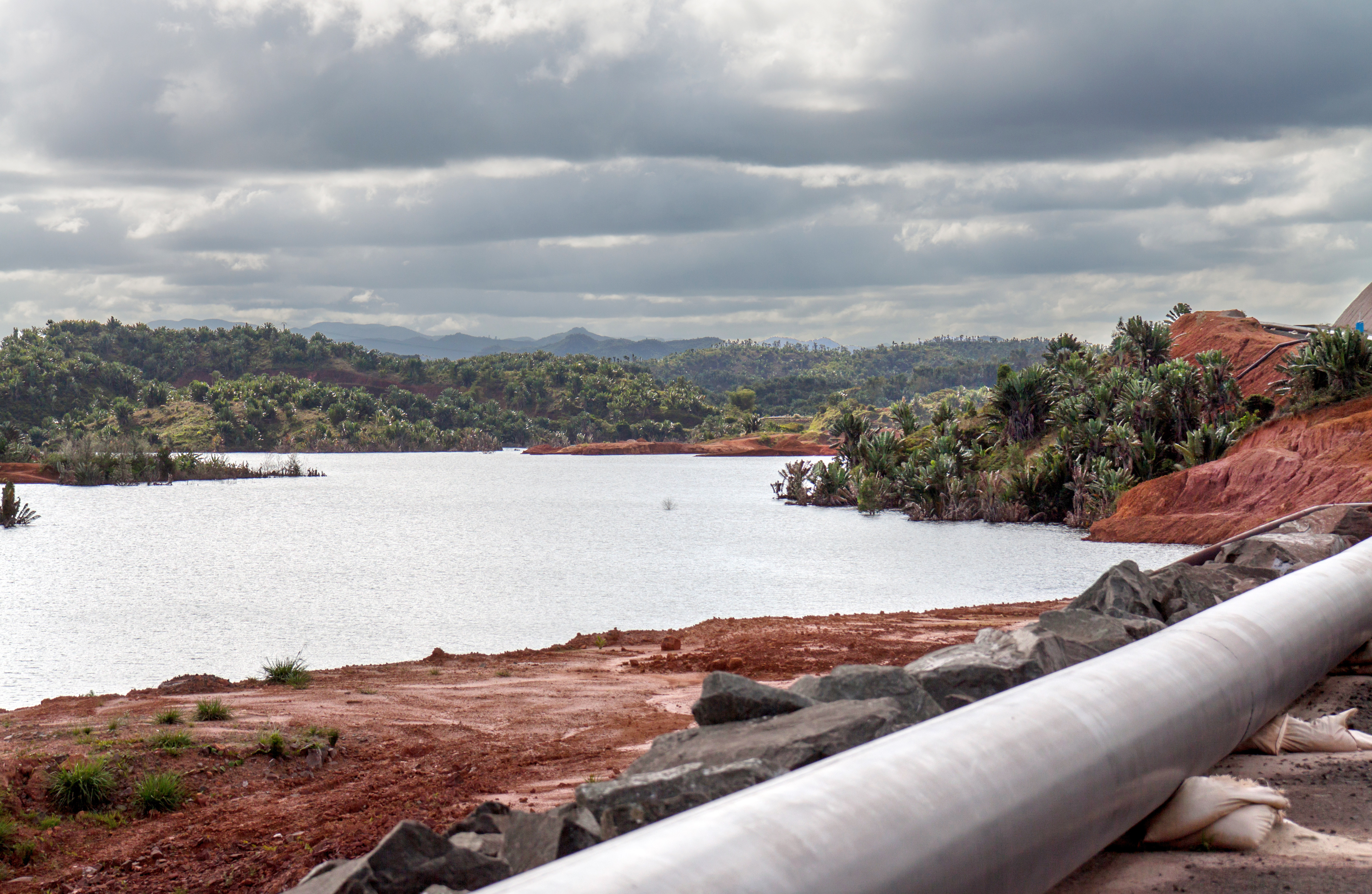 Slurry pipeline monitoring